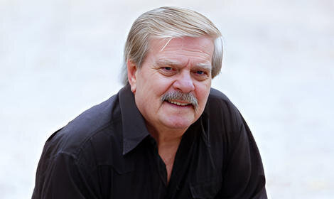 Фаузи Мансур