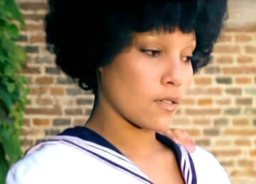 Николь Велна