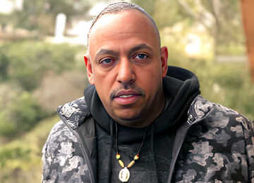 Джулиан Сент-Джокс